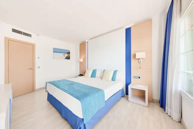 غرفة بسرير كينج بإطلالة على البحر، Agua Beach Hotel - Adults Only 1/10