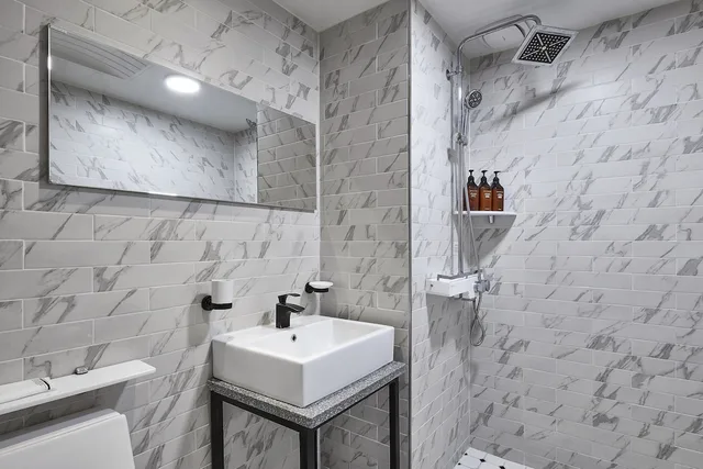 غرفة بريميوم بسرير مزدوج وسرير فردي، Picasso Hotel 5/5