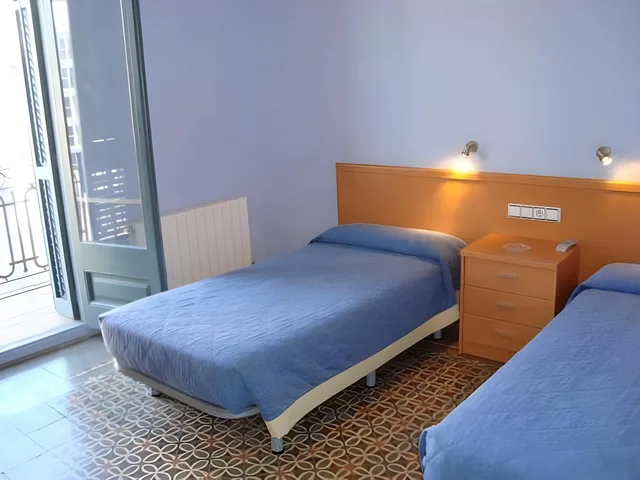 Room, Single, Pensión Peiró 2/2