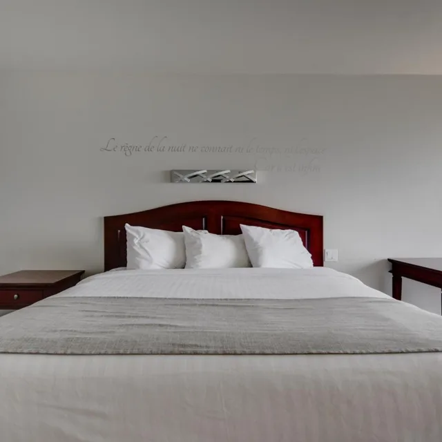 Pavilion, Standard, King Bed، Hotel Le Petit Manoir Du Casino 7/10