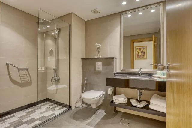 Superior, Double Bed, GENEVA HOTEL 8/10