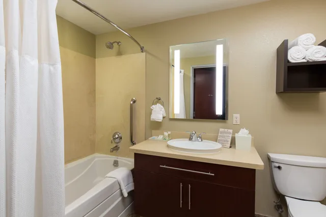 جناح استوديو بسريرين كوين بمطبخ، Staybridge Suites Las Vegas 3/5