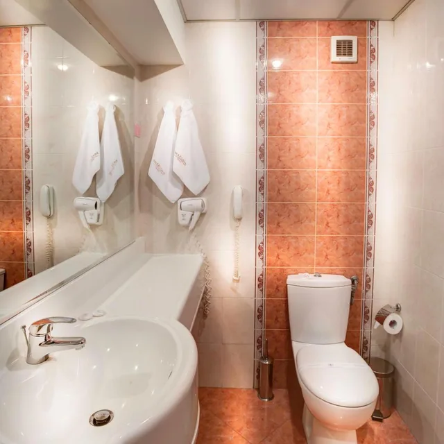 غرفة مفردة، Yantra Grand Hotel 4/7