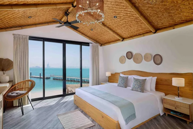 4 Bedrooms, Beach Pool, Villa، Anantara World Islands Dubai Resort 1/3