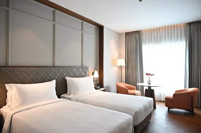 Standard, Twin Beds, Pool View, Smoking, Holiday Inn New Delhi Mayur Vihar Noida 1/10