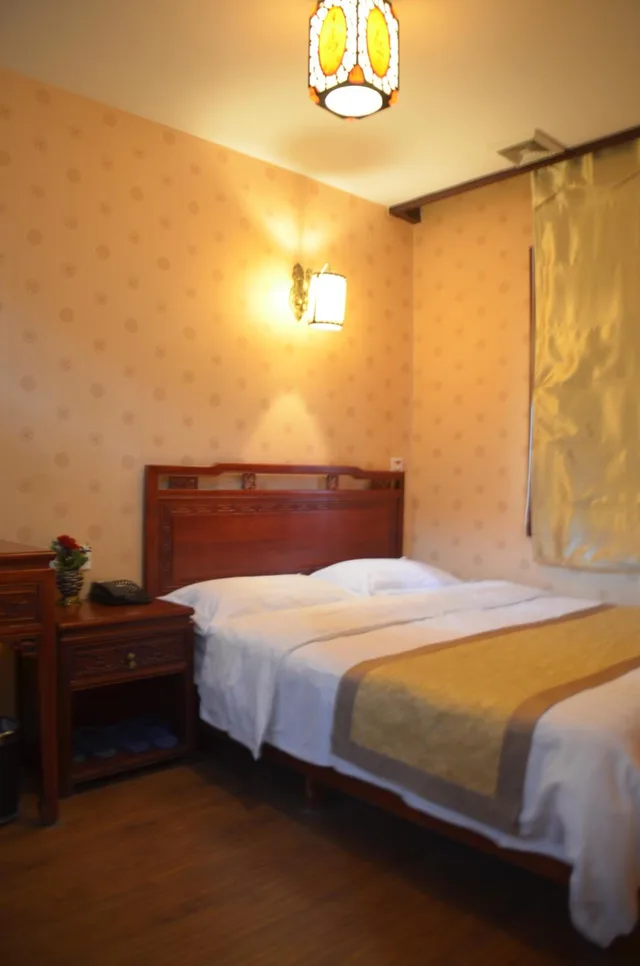 غرفة قياسية بسرير مزدوج، Qianmen Courtyard Hotel 5/9
