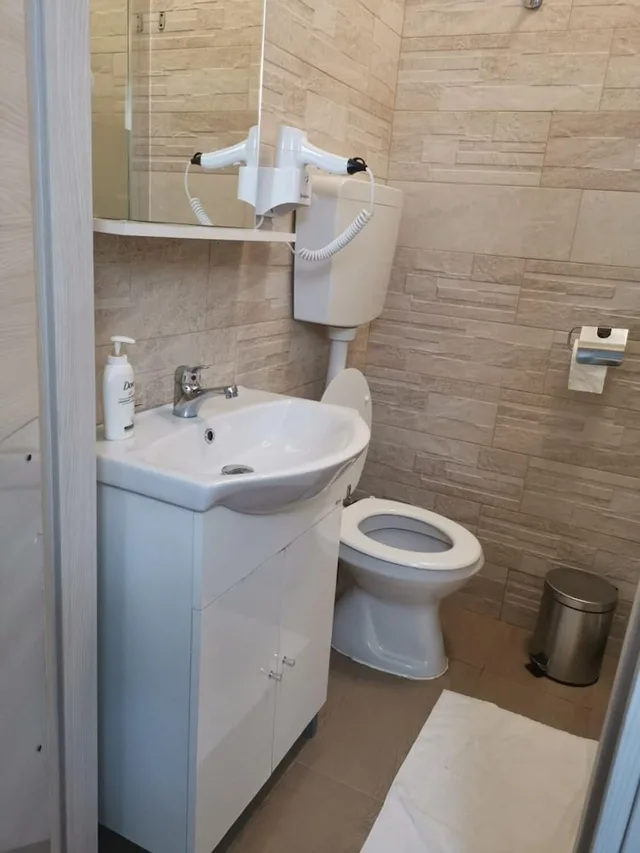 غرفة اقتصادية مفردة بسرير مزدوج بحمام مشترك، Locanda Otello 4/5