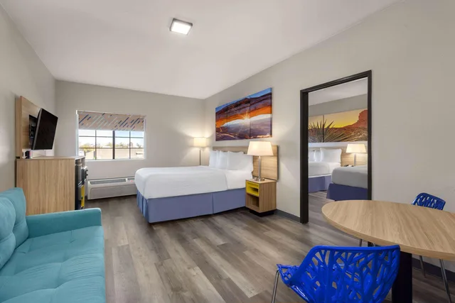 جناح بسريرين كوين بغرفة نوم واحدة، Days Inn & Suites by Wyndham Tucson/Marana 2/2