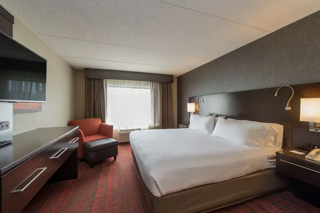 غرفة قياسية بسرير كينج، Holiday Inn Express Hotel And Suites Auburn 5/7