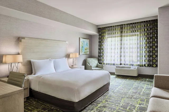جناح بسرير كينج مع أريكة لذوي الإعاقة، Springhill Suites Prescott 1/5