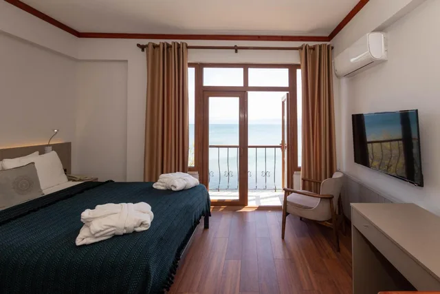 جناح، SINOP ANTIK OTEL 1/10