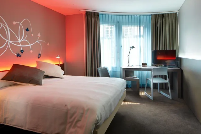 Design, King Bed، Hotel Continental Park 2/5