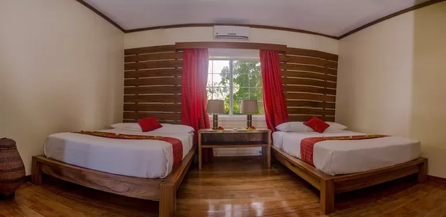 جناح بسرير كينج وسريرين مزدوجين بإطلالة على البحر بغرفتي نوم، Beqa Lagoon Resort 2/3