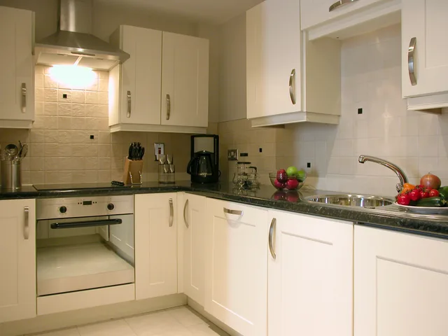 Deluxe, Townside، Liberty Wharf Apartments 5/5