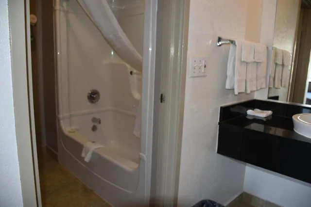 غرفة ديلوكس رباعية، Studio6 Grand Prairie, TX 10/10