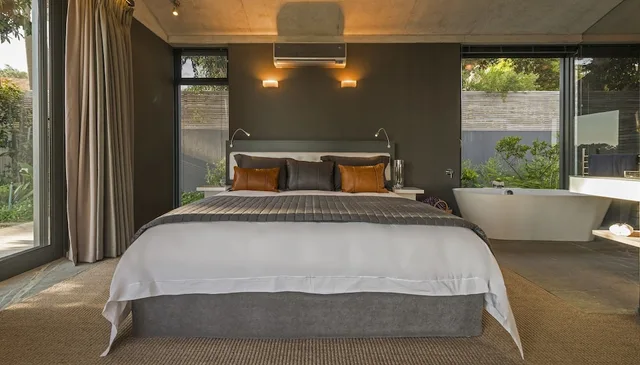 Honeymoon, Villa, King Bed, Spanish Farm Guest Lodge 4/9