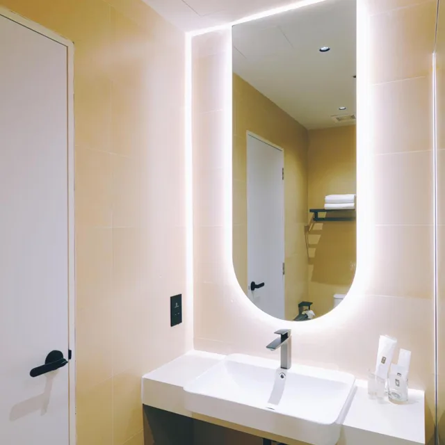 Cinema, Single, No Window، Rest Bugis Hotel 4/8