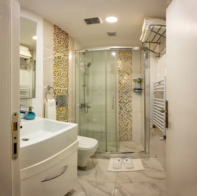 جناح جونيور، Hotel the Marions Suite 2/3