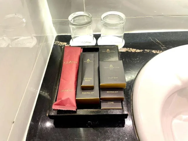 غرفة تنفيذية بسريرين منفصلين، Trio Azana Style Hotel Kebumen 6/6