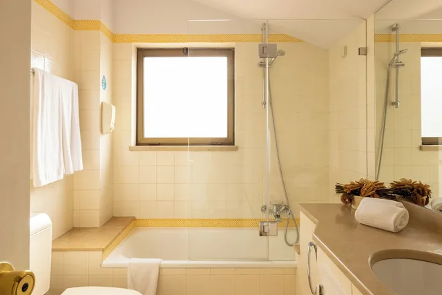 2 Bedrooms, Duplex, Family, Apartment, 4 Beds، Clube do Lago 2/2