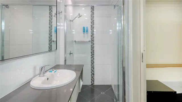 غرفة بسرير كوين وسريرين منفصلين، Best Western Cattle City Motor Inn 4/4