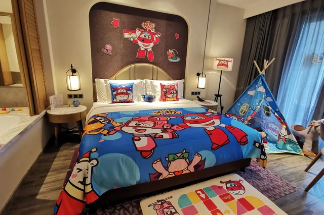 Premium, King Bed, Sea View, Crowne Plaza Qingdaoorientalmoviemetropolis 4/7