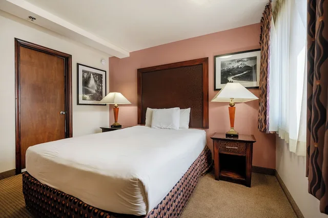 غرفة بسرير كينج، District Hotel 3/8