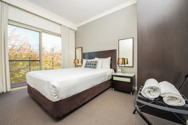 Apartment, 2 Queen Beds, Laundry, Jetted Tub, Kitchenette، Best Western Plus Hovell Tree Inn 1/5