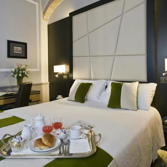 جناح جونيور مع أريكة، Duca D Alba Hotel 5/7