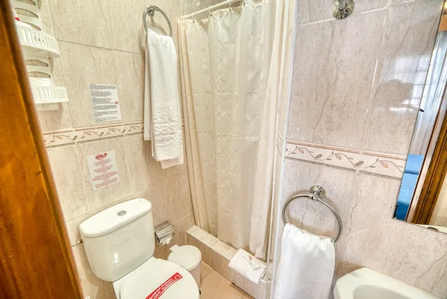 2 Bedrooms, Apartment, 2 Double and Twin Beds, Sofa، Ona Las Rosas 10/10
