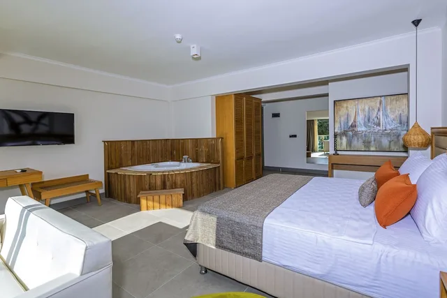 جناح بسرير كينج وسرير كوين، Yalipark Beach Hotel 20/20