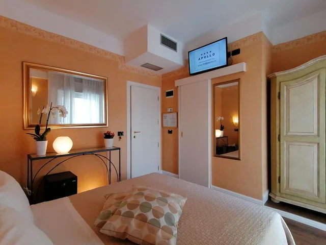 غرفة صغيرة بسرير مزدوج أو سريرين منفصلين بشرفة، Hotel Apollo 2/3