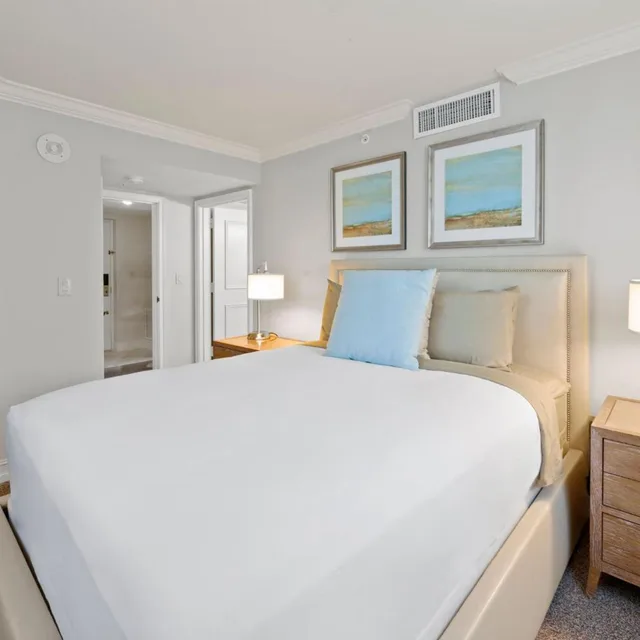 Deluxe, Double Bed, Lateral Side Sea View، MARCO BEACH OCEAN RESORT 1/10