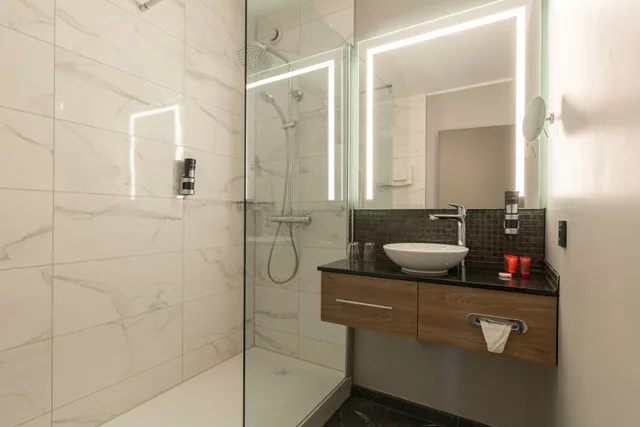 Comfort, Single, Leonardo Hotel Antwerp 8/8