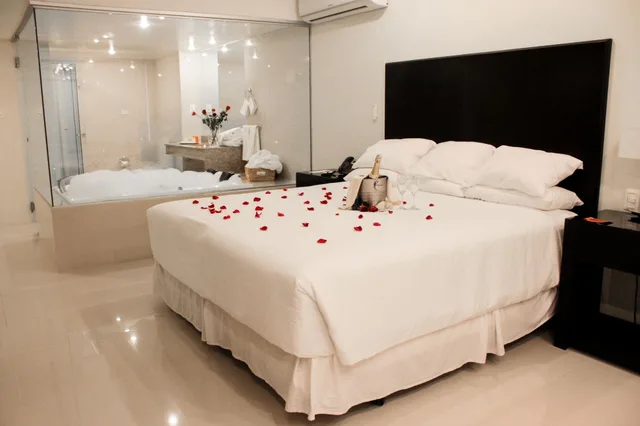 جناح ملكي، SUN HOTEL 1/2