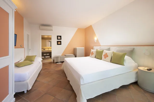 Pool, Double Bed، Chia Laguna - Hotel Village 10/13
