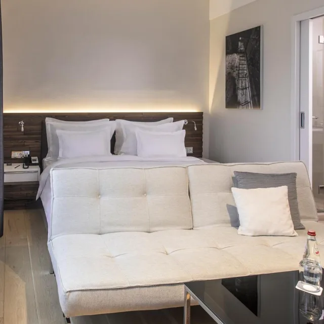 غرفة عائلية، Radisson Collection Hotel Old Mill Belgrade 5/7