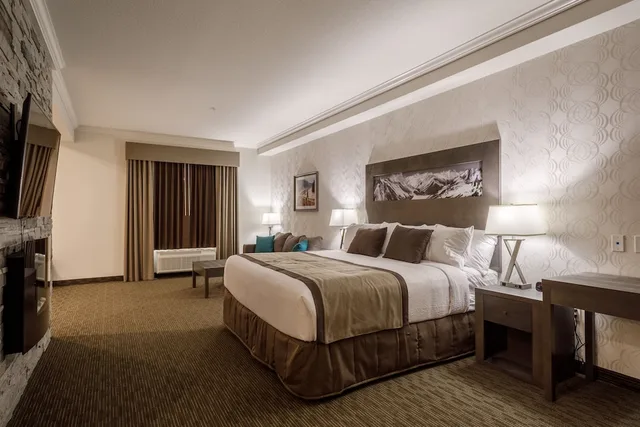 جناح بسرير كينج بجاكوزي، Ramada Revelstoke 4/8