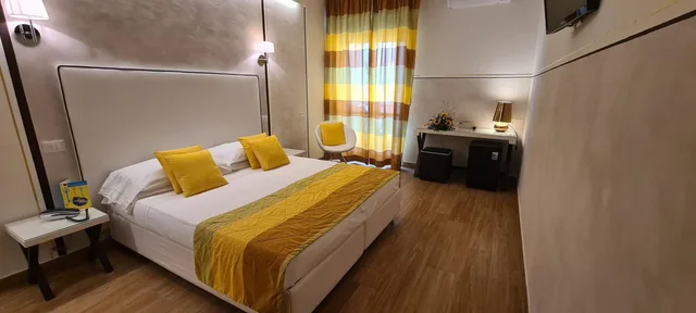 Room, Twin Beds, Convertible Double Bed، Hotel Bellevue, Sure Hotel Collection by Best Western 4/7