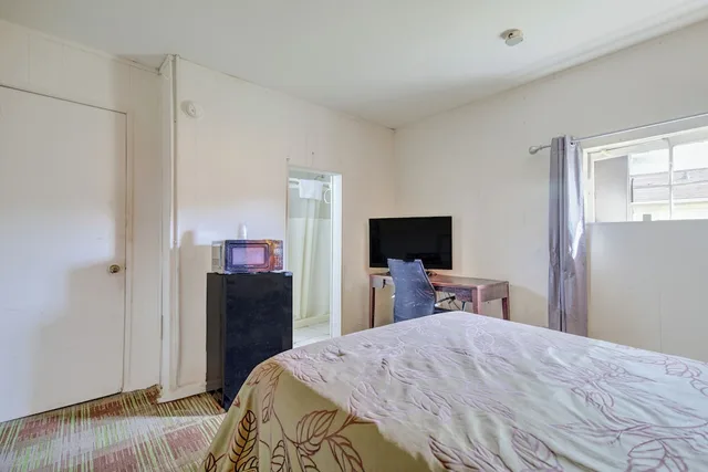 Full Bed Non-Smoking، OYO Palm Leaf Motel 7/10