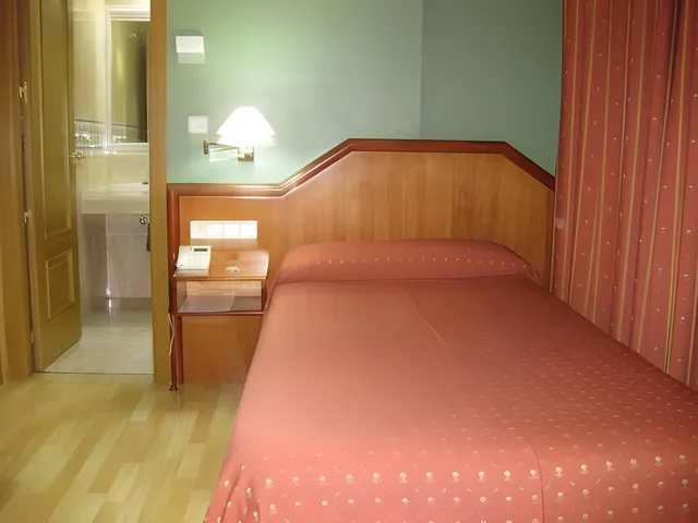 غرفة تُحدَّد حسب التوفر، Torrepalma 1/1