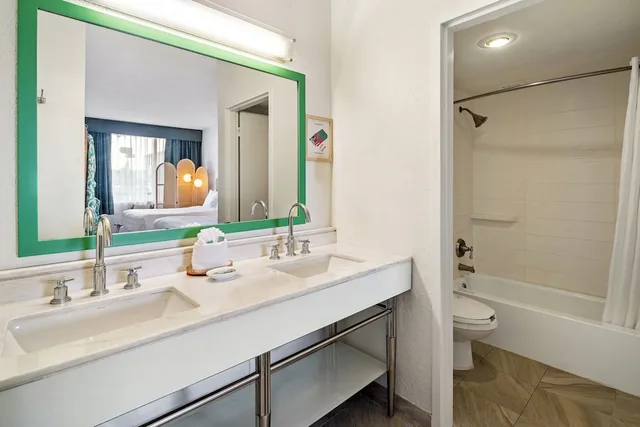غرفة كلاسيكية بسرير مزدوج، Palm Tree Club Miami Hotel 4/4