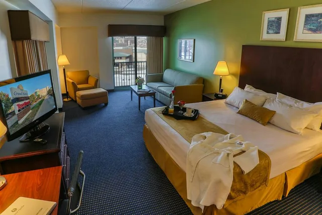 جناح جونيور بسرير كينج، Grand Harbor Resort 1/1