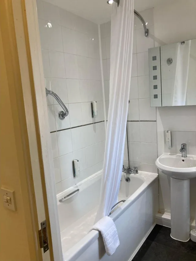 2 Bedrooms, Apartment, Dashwood Apartments 2/3