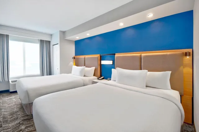 Suite, 2 Queen Beds, Sofa, Accessible, Springhill Suites By Marriott Erie 2/5