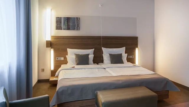 غرفة كومفورت بسرير كينج لذوي الإعاقة، Hotel Stadtpalais 1/2