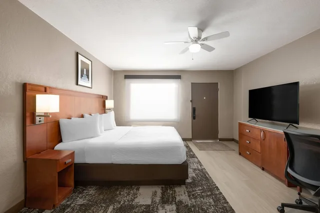 غرفة بسرير كينج، Travelodge by Wyndham Parker 4/7