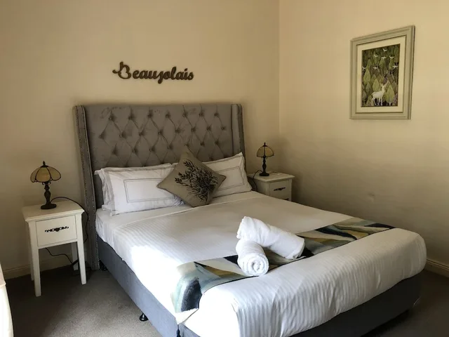 جناح بسرير كوين بشرفة بغرفة نوم واحدة، Villa Provence 2/7