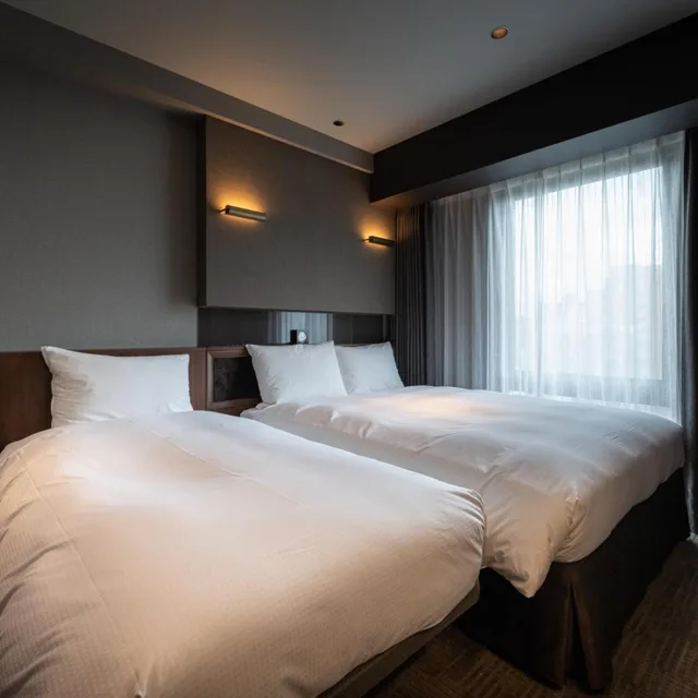 غرفة بسرير مزدوج مع سرير إضافي، Hotel Trad Hakata 2/10