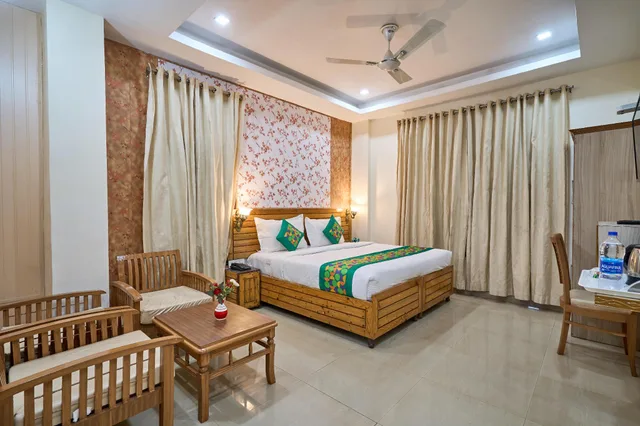 غرفة قياسية، Treebo Roshan House 2/3